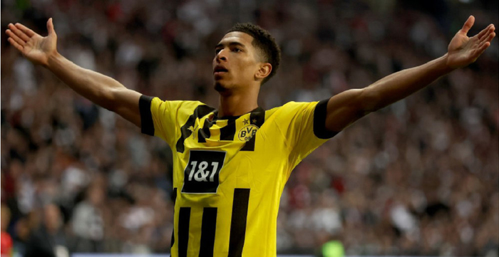 八名后卫齐 八名后卫齐